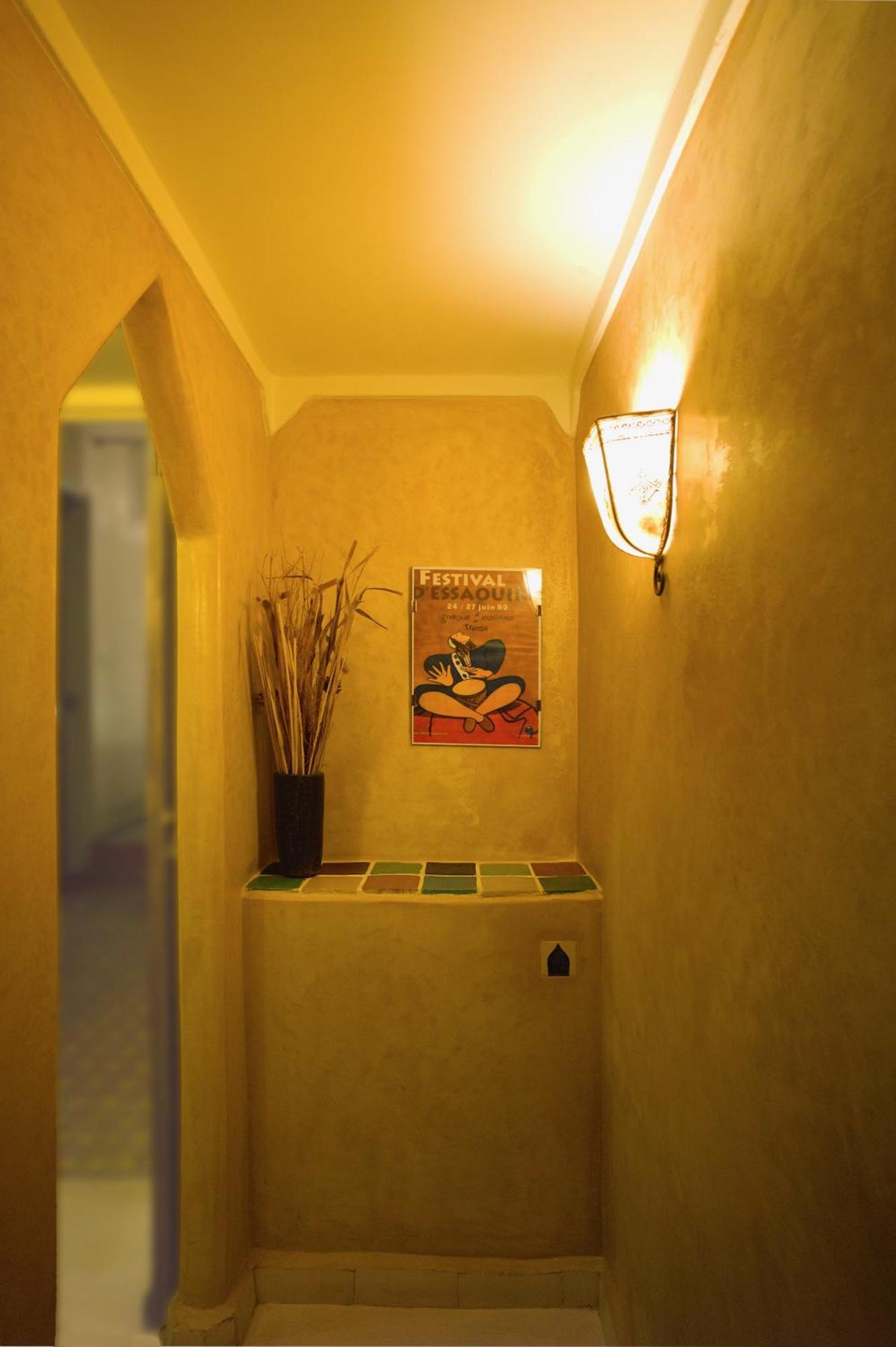 Au Riad Laylati Szavíra Kültér fotó