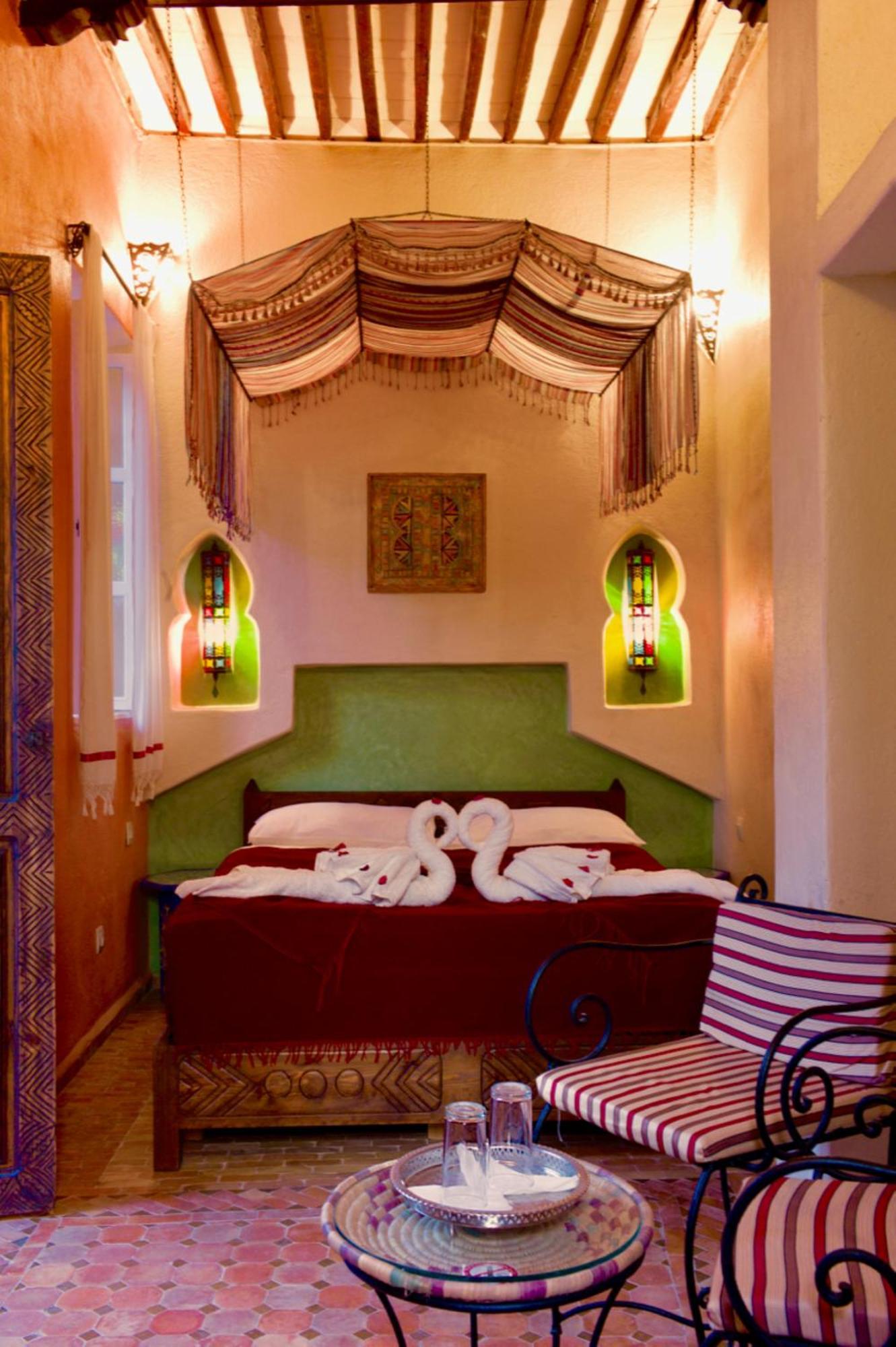 Au Riad Laylati Szavíra Kültér fotó