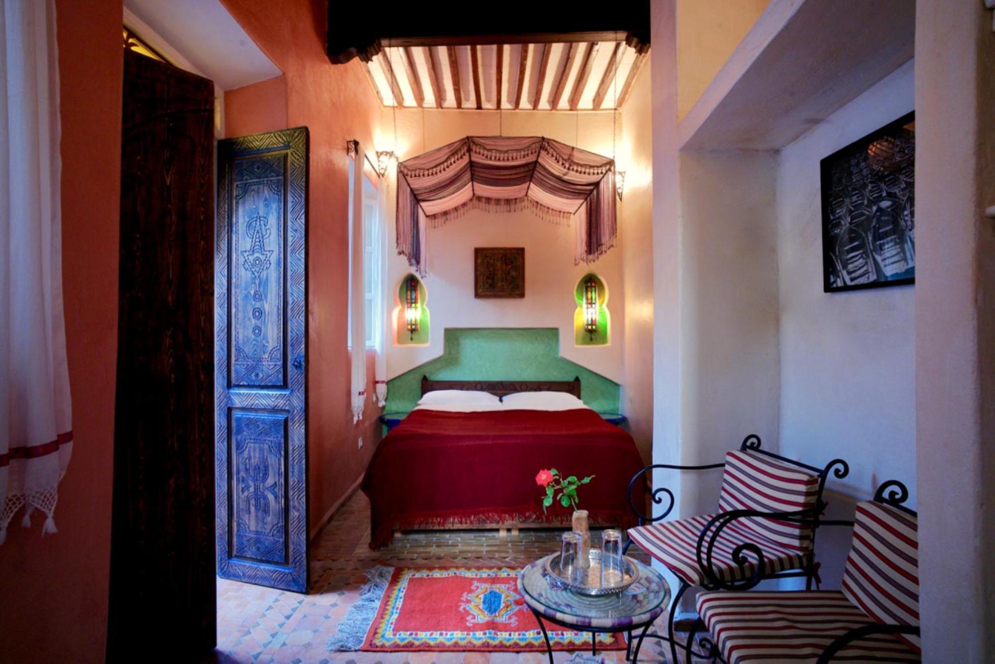Au Riad Laylati Szavíra Kültér fotó