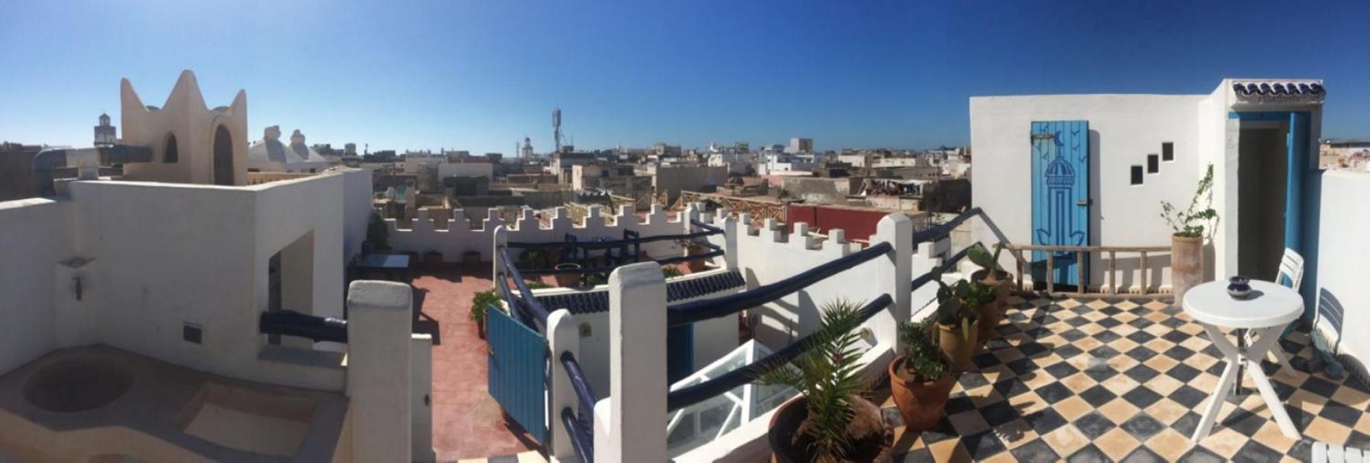 Au Riad Laylati Szavíra Kültér fotó